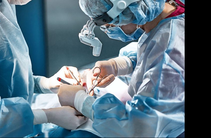 Nam sinh 14 tuổi phải cắt bỏ tinh hoàn vì nhập viện trễ: Dấu hiệu xoắn tinh hoàn ai cũng cần biết