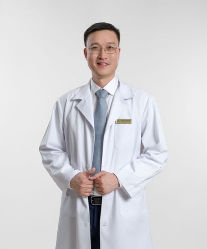 small bac si hoang gia du vinmec fc606414df