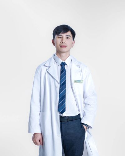 small bac si le van trong 5d3944a1b7